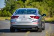 Tretja generacija hibridne limuzine Honda Insight fotografija 4