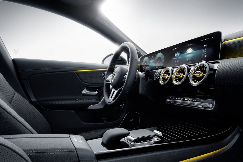 Pregled druge generacije Mercedes-Benz CLA Shooting Brake