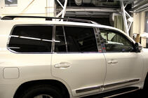 Toyota Land Cruiser 200 2007–2021 Kompletna okrasna obroba oken in stebričkov (nerjaveče jeklo) fotografija 17