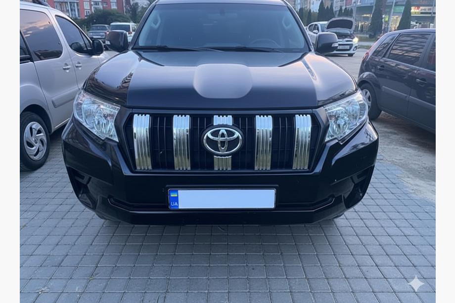Toyota Land Cruiser Prado 150 2009–2023 Kromirane obloge maske hladilnika (2017-2023) Fotografija 1