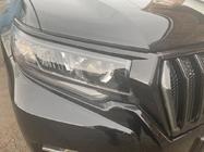 Toyota Land Cruiser Prado 150 2009–2023 Maska hladilnika 2017↗ LED (Zeus Black, z Black obrvmi) fotografija 6