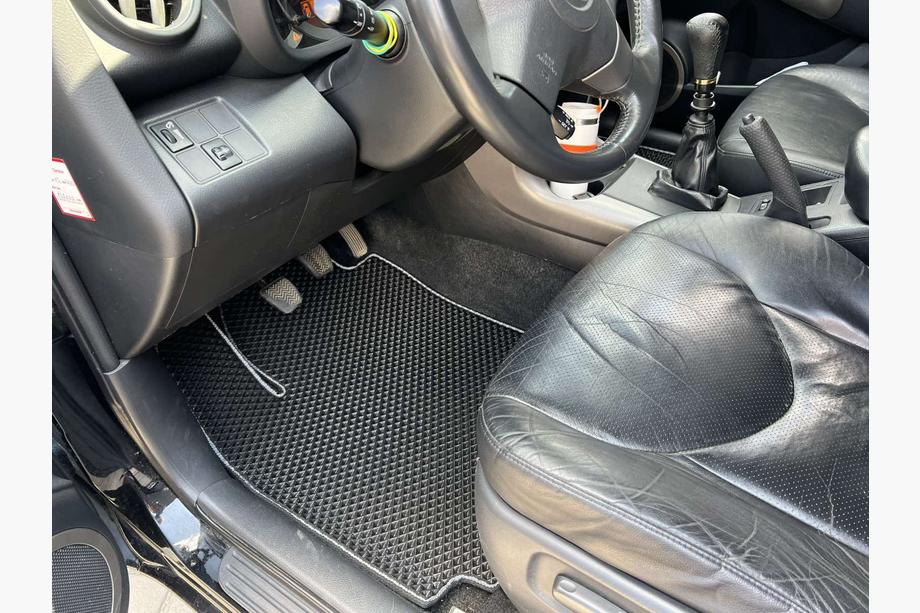 Toyota Rav 4 2006–2013 EVA avtomobilske preproge (črne) Image
