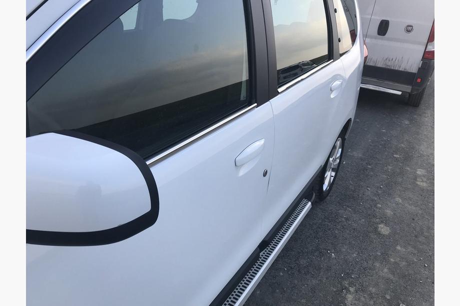 Renault Lodgy 2013–2022 Okenske obrobe (4 kos, nerjavno jeklo) OmsaLine - italijansko nerjavno jeklo Image