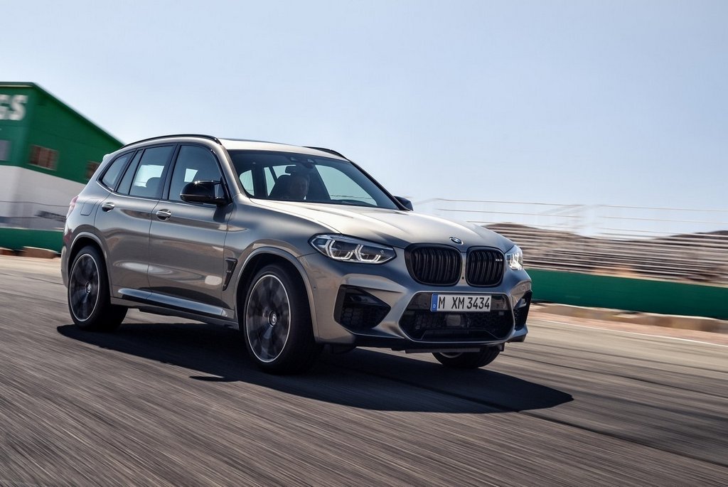 Zmogljiv štirikolesno gnani križanec BMW X3 M