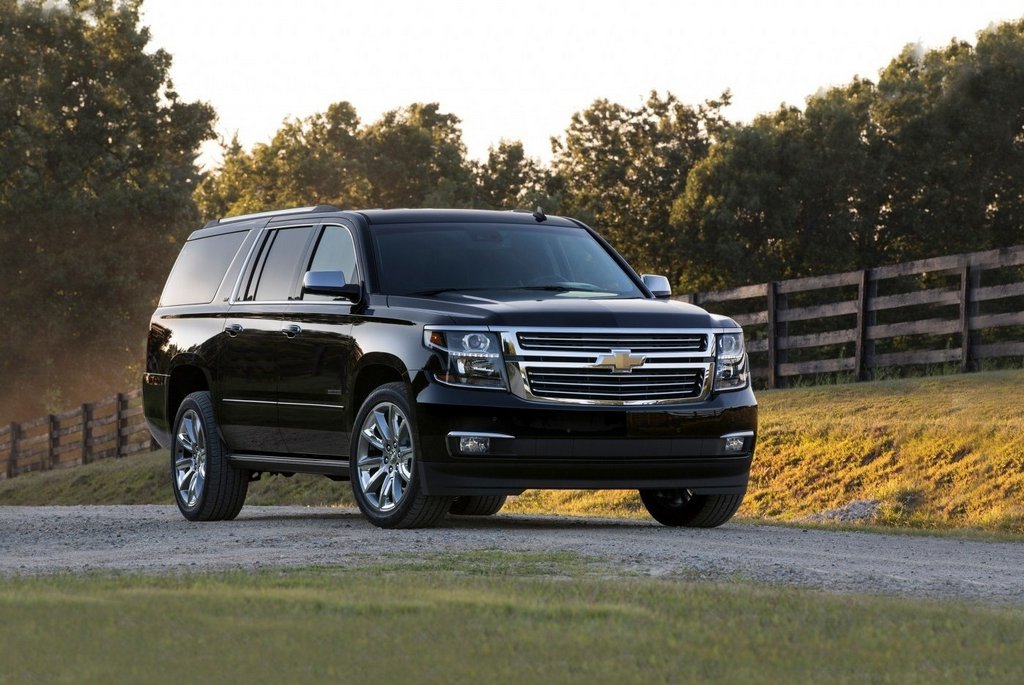 Pregled velikega SUV-ja Chevrolet Suburban