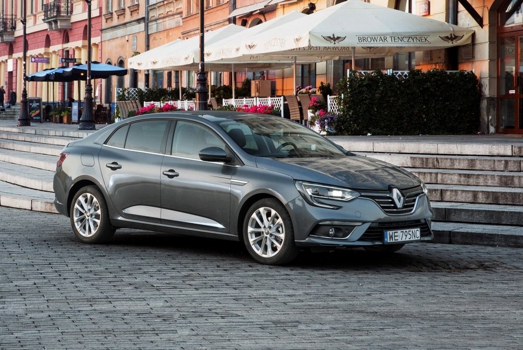 Pregled limuzine Renault Megane četrte generacije