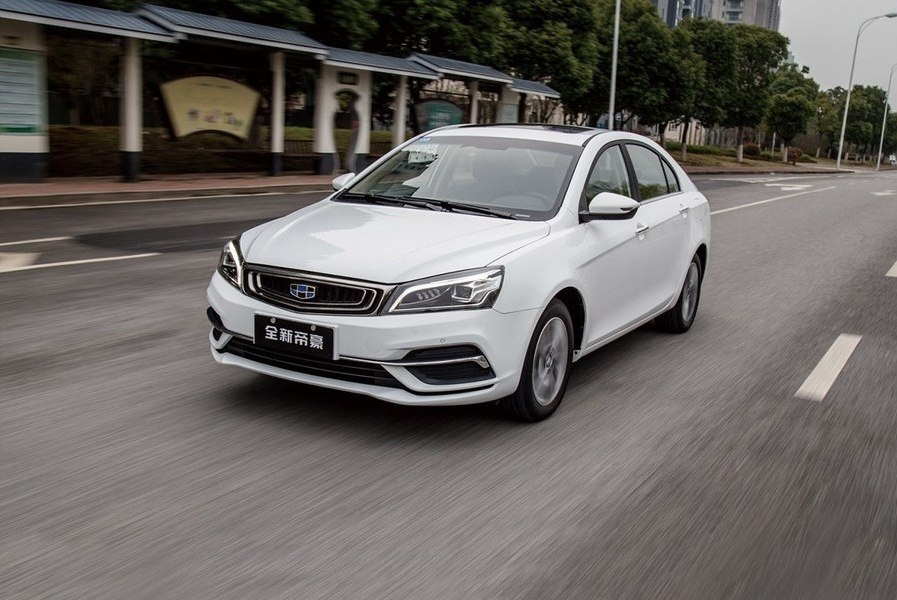 Pregled prenovljene limuzine Geely Emgrand 7