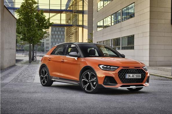 Križanska različica kombilimuzine Audi A1 Citycarver