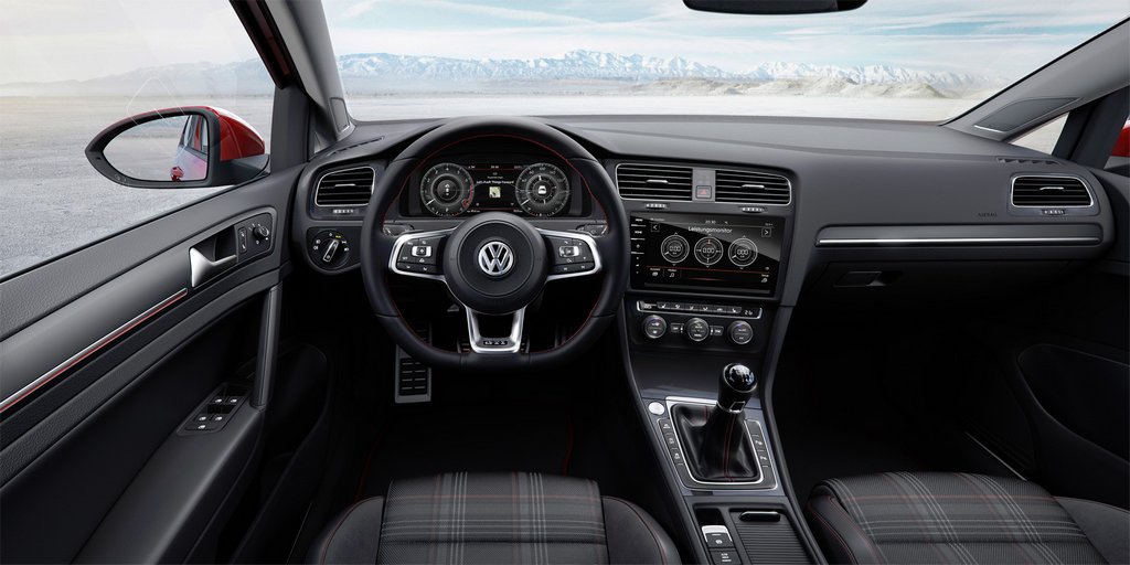Pregled športnega kombilimuzinskega vozila Volkswagen Golf GTI