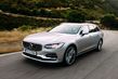 Pregled polno velikega karavana Volvo V90 fotografija 2