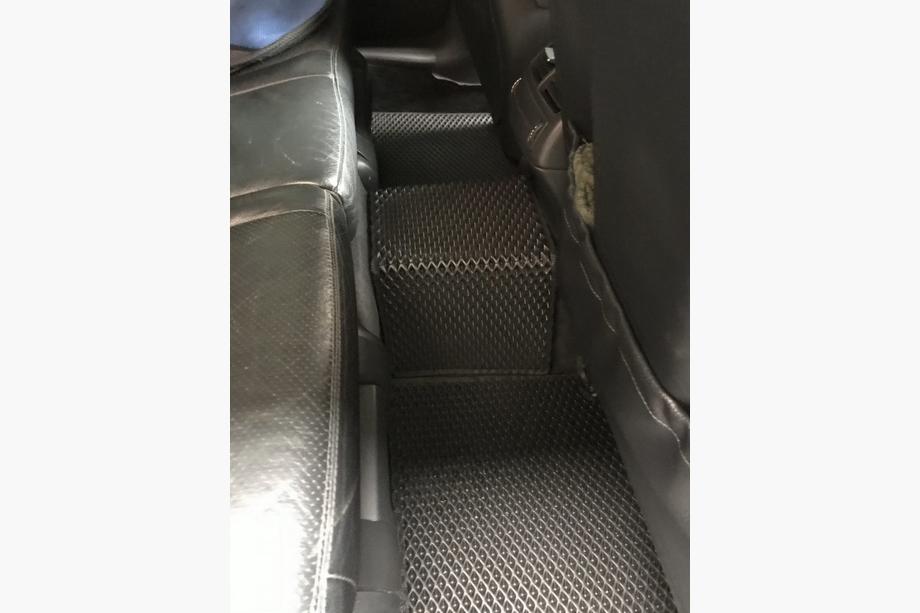 Mercedes E-class W211 2002–2009 EVA avtomobilske preproge (črne) Fotografija 7
