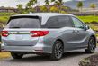 Pregled osemsedežnega polnovelikostnega enoprostorca Honda Odyssey fotografija 8