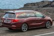 Pregled osemsedežnega polnovelikostnega enoprostorca Honda Odyssey fotografija 2