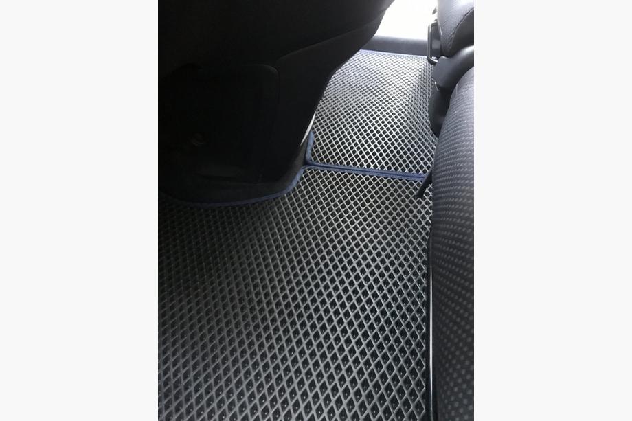 Honda CRV 2007–2011 EVA avtomobilske preproge (črne) Fotografija 3