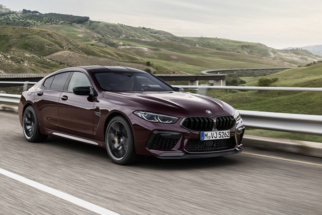 Pregled športne limuzine BMW M8 Gran Coupe