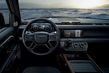 Premijski trivratni terenec Land Rover Defender 90 fotografija 9