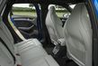 Pregled nabitega štirikolesno gnanega kombilimuzinskega modela Audi RS3 Sportback fotografija 13