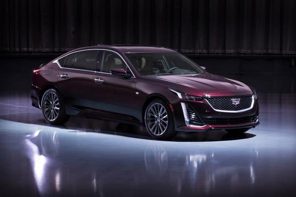 Pregled premijske limuzine Cadillac CT5