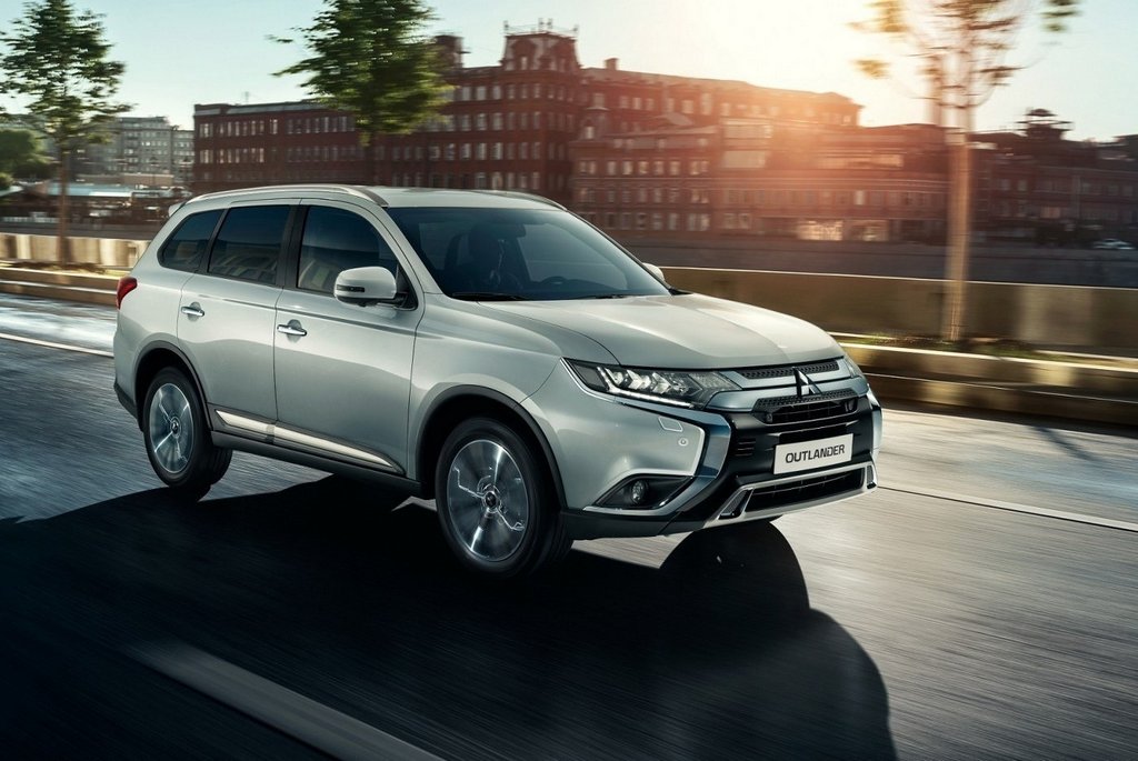 Pregled križanca Mitsubishi Outlander