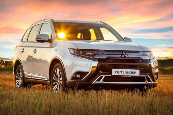 Pregled križanca Mitsubishi Outlander