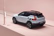 Električni križanec s štirikolesnim pogonom Volvo XC40 Recharge fotografija 2