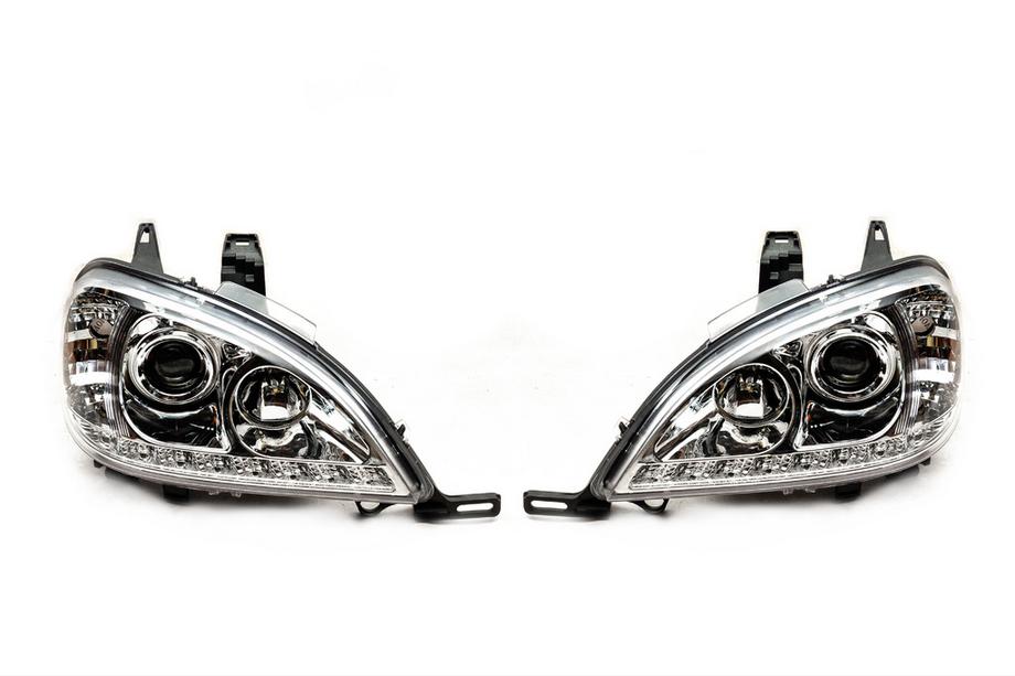 Mercedes ML W163 1997–2005 Sprednji žarometi (2 kosa) Temna Image