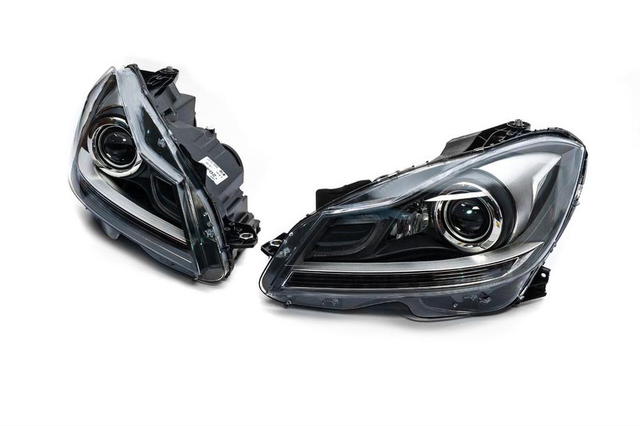 Mercedes razred C W204 2007–2015 LED prednji žarometi (2011-2015, 2 kos) Image