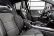 Pregled premium kompaktnega križanca Mercedes-Benz GLA-Class fotografija 11