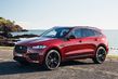 Srednje velik premijski križanec Jaguar F-Pace fotografija 2