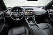 Srednje velik premijski križanec Jaguar F-Pace fotografija 9