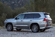 Premium štirikolesno gnani SUV Lexus LX fotografija 5