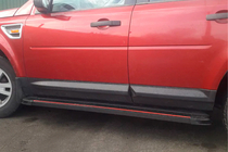 Land Rover Freelander II 2006–2014 Stranske stopnice Maya Red (2 kosa, aluminij) fotografija 4