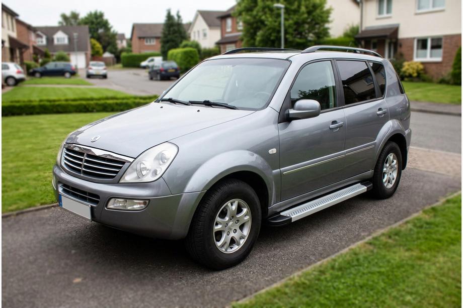 SsangYong Rexton I 2001–2017 Bočne stopnice Maya V2 (2 kos, aluminij) Image
