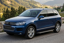 Volkswagen Touareg 2010–2018 Stranske stopnice Bosphorus Grey (2 kos., aluminij) fotografija 1