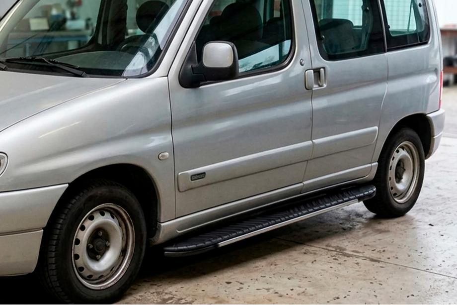 Peugeot Partner 1996–2008 Stranske stopnice Bosphorus Grey (2 kos., aluminij) Image