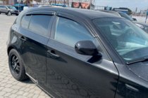 BMW serija 1 E81/E82/E87/E88 2004–2011 Deflektorji oken (4 kosi, HIC) fotografija 3