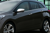 Hyundai Accent 2011–2017 Pokrovi ogledal z izrezom za smernik (2 kosa) OmsaLine - italijansko nerjavno jeklo fotografija 1