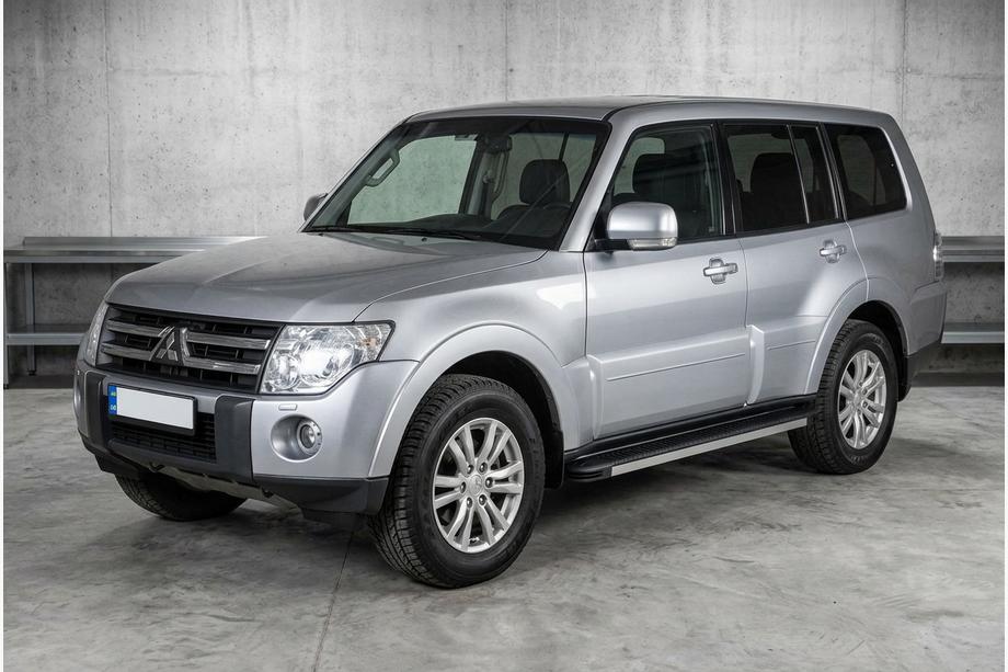Mitsubishi Pajero Wagon IV 2006–2021 Stranski pragovi Maya V1 (2 kos, aluminij) Image