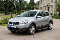 Nissan Qashqai 2010–2014 Stranske stopnice Bosphorus Grey (2 kos., aluminij) Dolga medosna razdalja fotografija 1