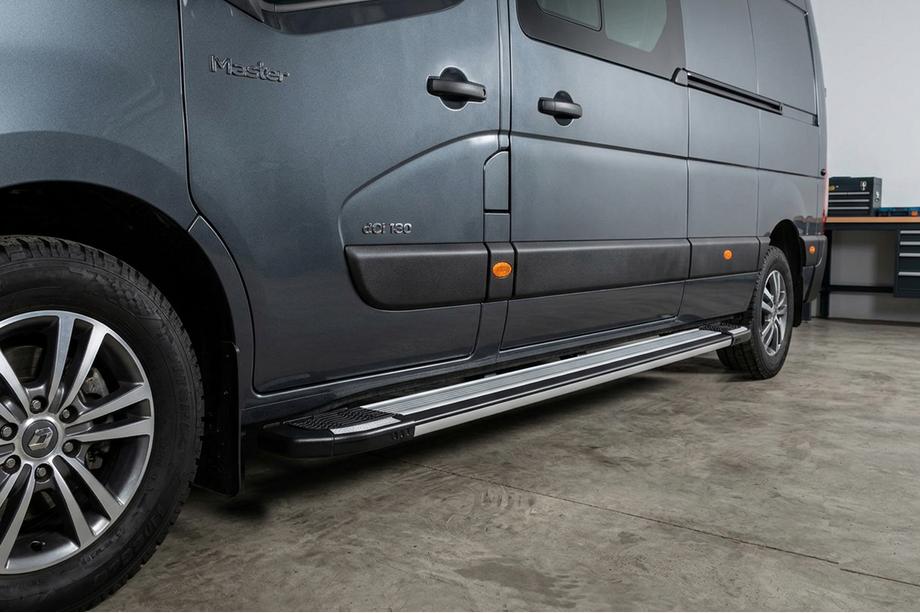 Nissan NV400 2010–2024 Stranske stopnice Rainbow (2 kosa, aluminij) Image