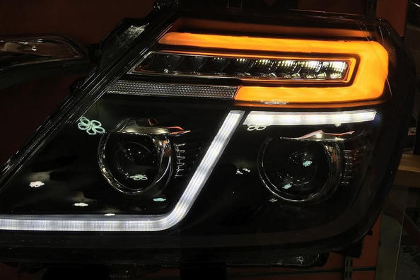 Alternativna avtomobilska optika pri tuningu: komu in zakaj