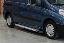 Fiat Scudo 2007–2015 Bočne stopnice New Vision Grey (2 kos, aluminij) fotografija 1