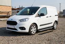 Ford Courier 2014–2023 Stranske stopnice BlackLine (2 kos, aluminij) fotografija 1