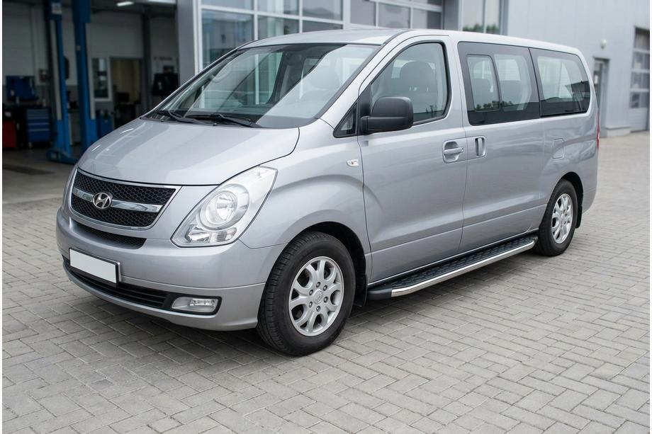 Hyundai H300, H1, Starex 2008–2020 BlackLine bočne stopnice (2 kos, aluminij) Image