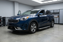 Kia Niro 2016–2021 Stranske stopnice BlackLine (2 kos, aluminij) fotografija 1