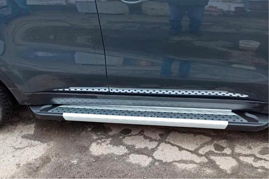 Kia Sportage 2015–2021 Bočne stopnice New Vision Grey (2 kos, aluminij) Image
