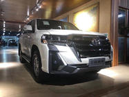 Toyota Land Cruiser 200 2007–2021 Komplet body kita 2016-2021 (Limgeni) fotografija 9