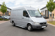 Mercedes Sprinter W901/902/903/904/905 1995–2006 Bočne stopnice New Vision Grey (2 kos, aluminij) Srednja medosna razdalja fotografija 1
