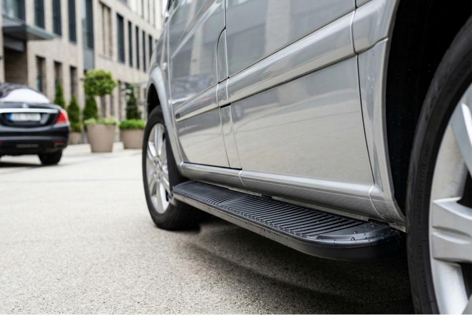 Mercedes Vito W639 2004–2014 Bočne stopnice Tayga Black (2 kos, aluminij) Kratka (short) in srednja (long) Image