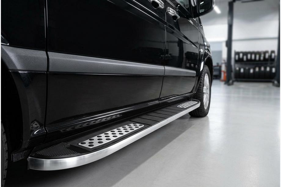 Mercedes Vito W639 2004–2014 Stranske stopnice Tayga V2 (2 kos, aluminij) Kratka (short) in srednja (long) Image